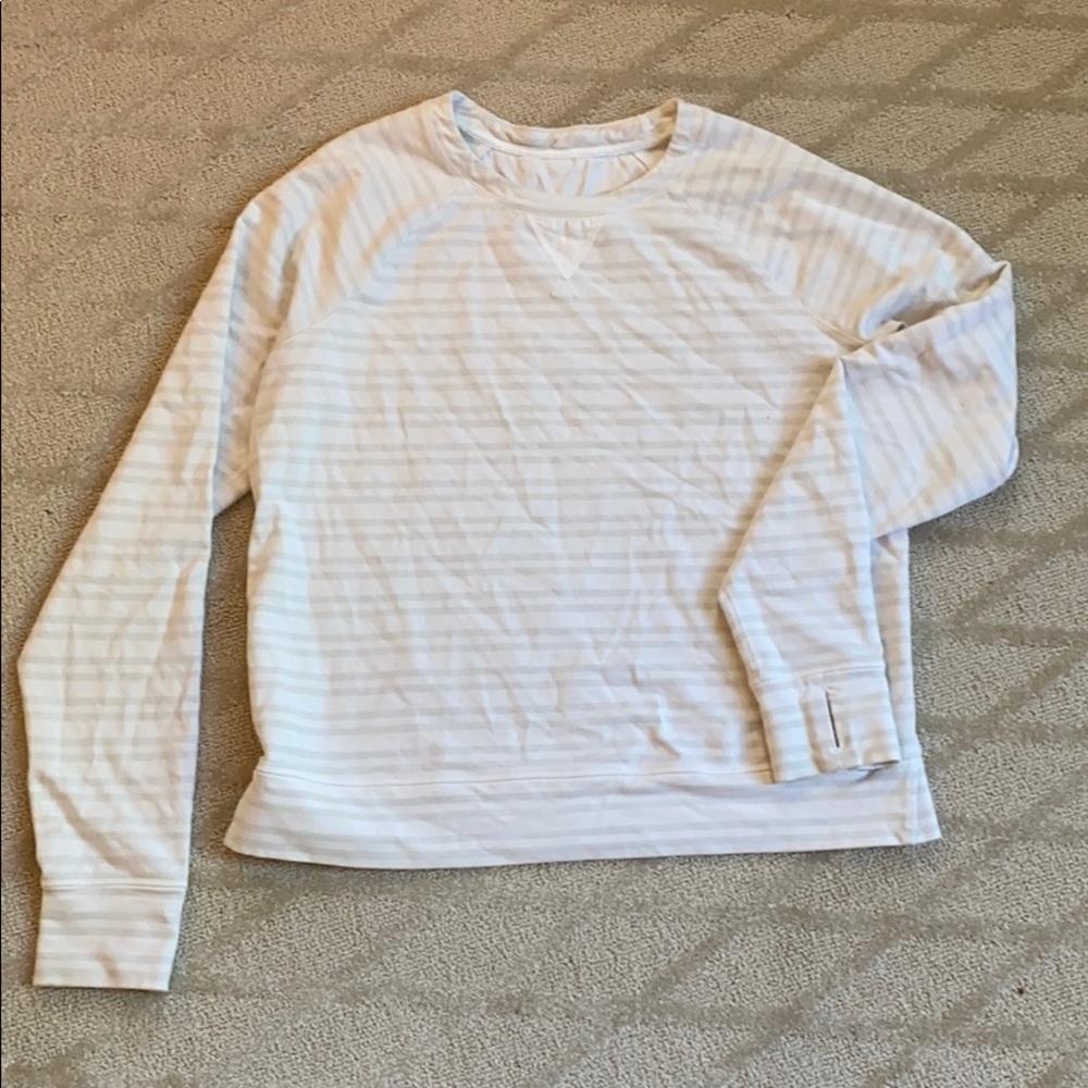 Lululemon sweatshirt